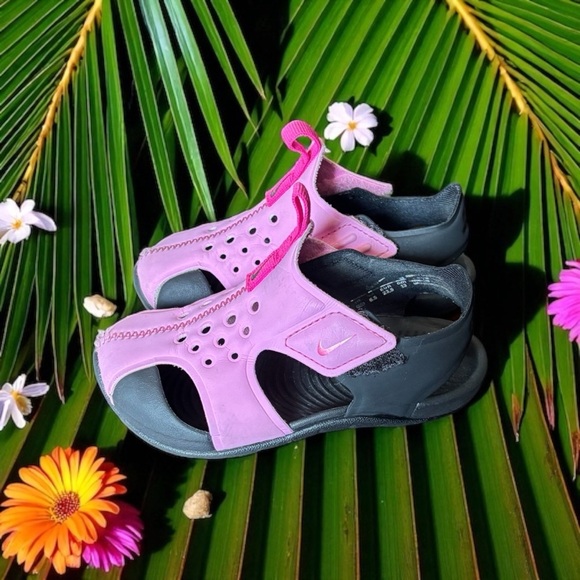 Nike Sunray Protect  Pink and Black Sporty Sandals with Adjustable Straps - Picture 4 of 8